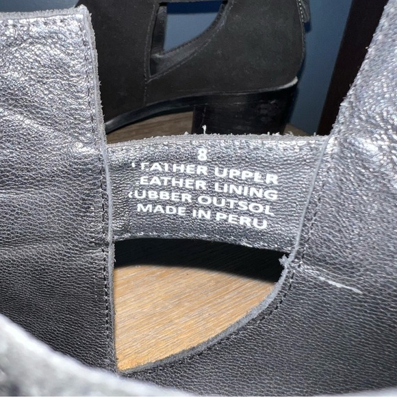 Able Gamboa Cut Out Ankle Booties - Picture 10 of 12